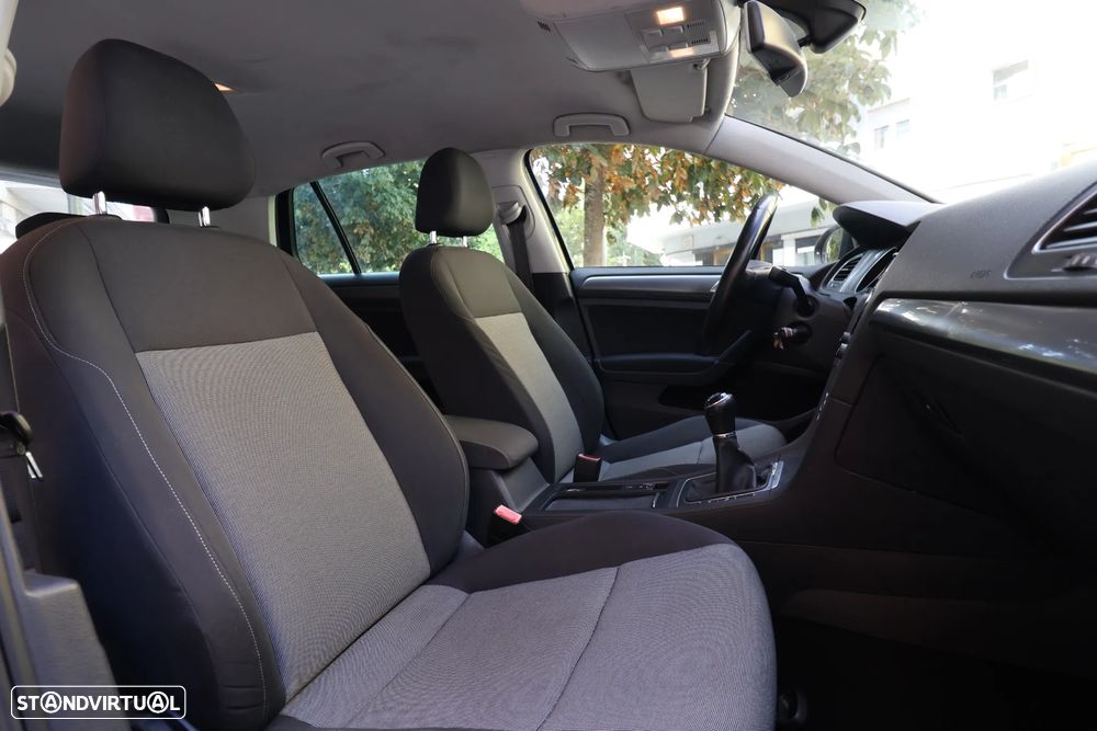 VW Golf 1.2 TSi Comfortline - 25