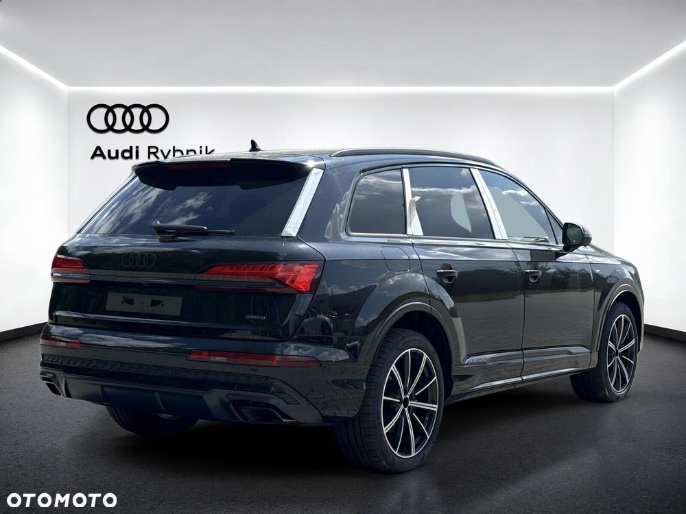 Audi Q7 - 7