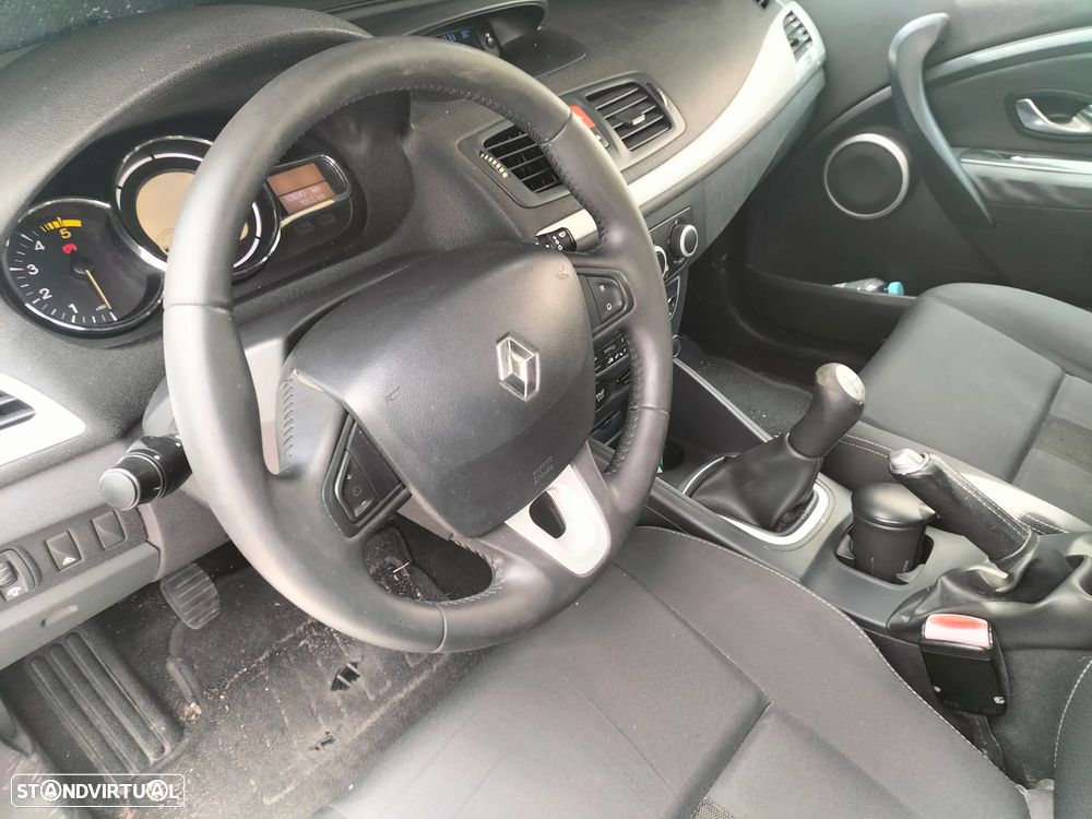 Renault Mégane 1.5 dCi Confort - 9