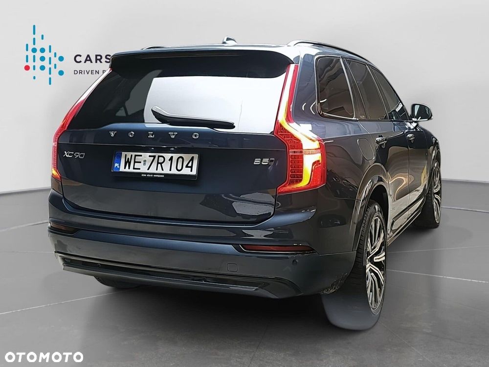 Volvo XC 90 - 30