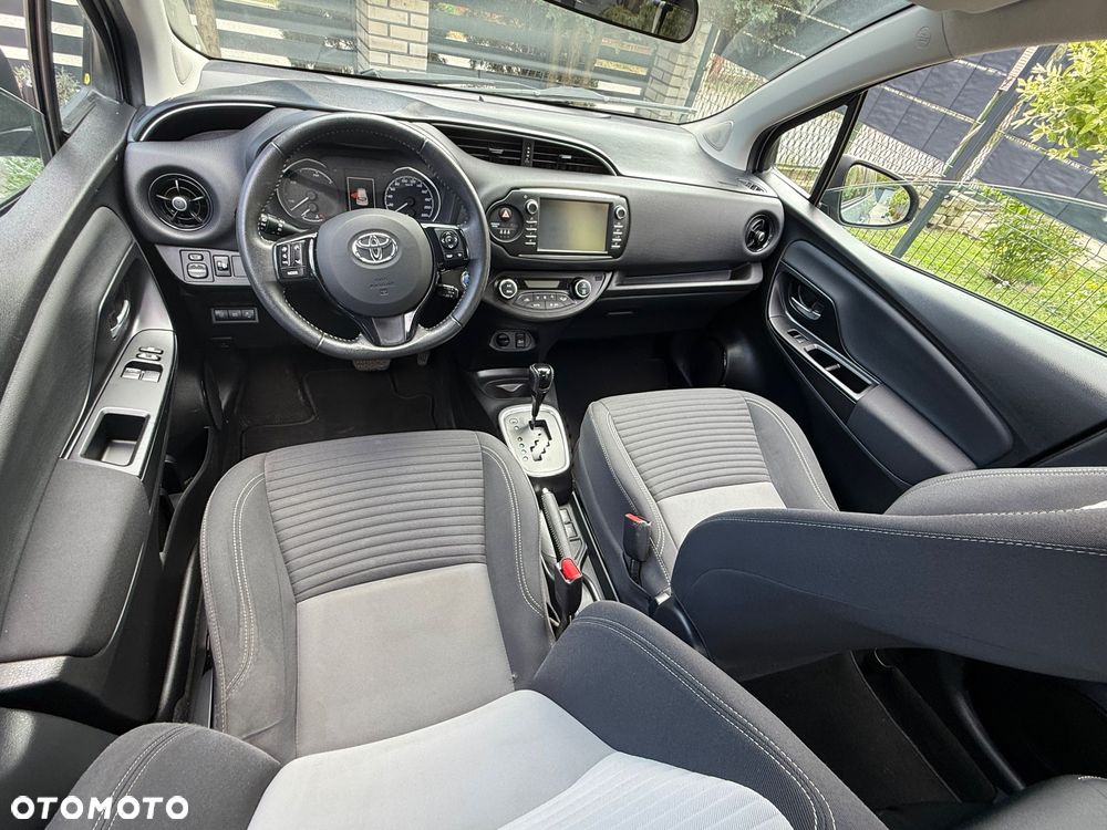 Toyota Yaris 1.5 VVT-i Comfort - 13