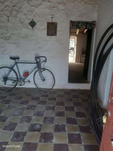 Casa de aldeia para remodelar - Grande imagem: 3/12