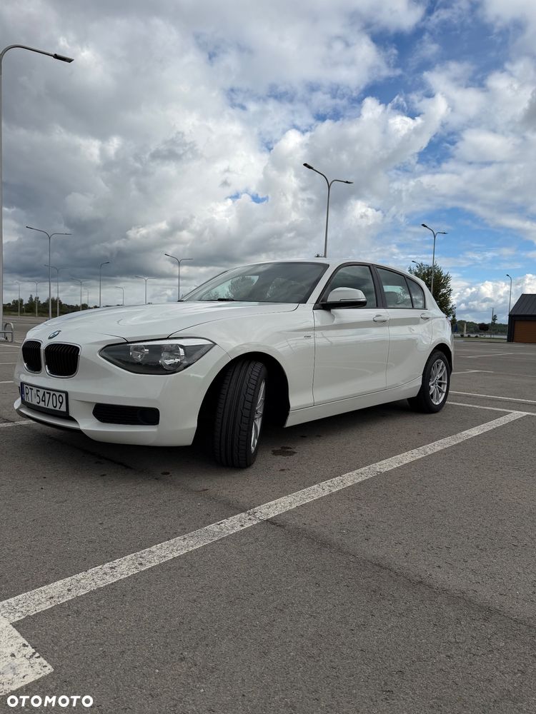 BMW Seria 1 116i - 1