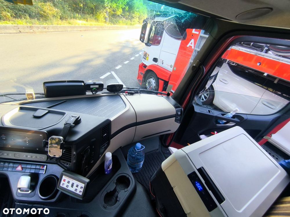 Mercedes-Benz Actros 1843 + Kassbohrer Intago - 16