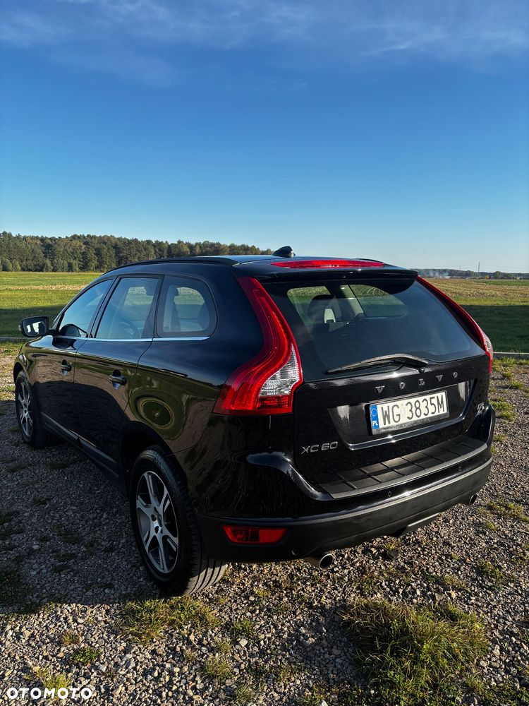 Volvo XC 60 - 4