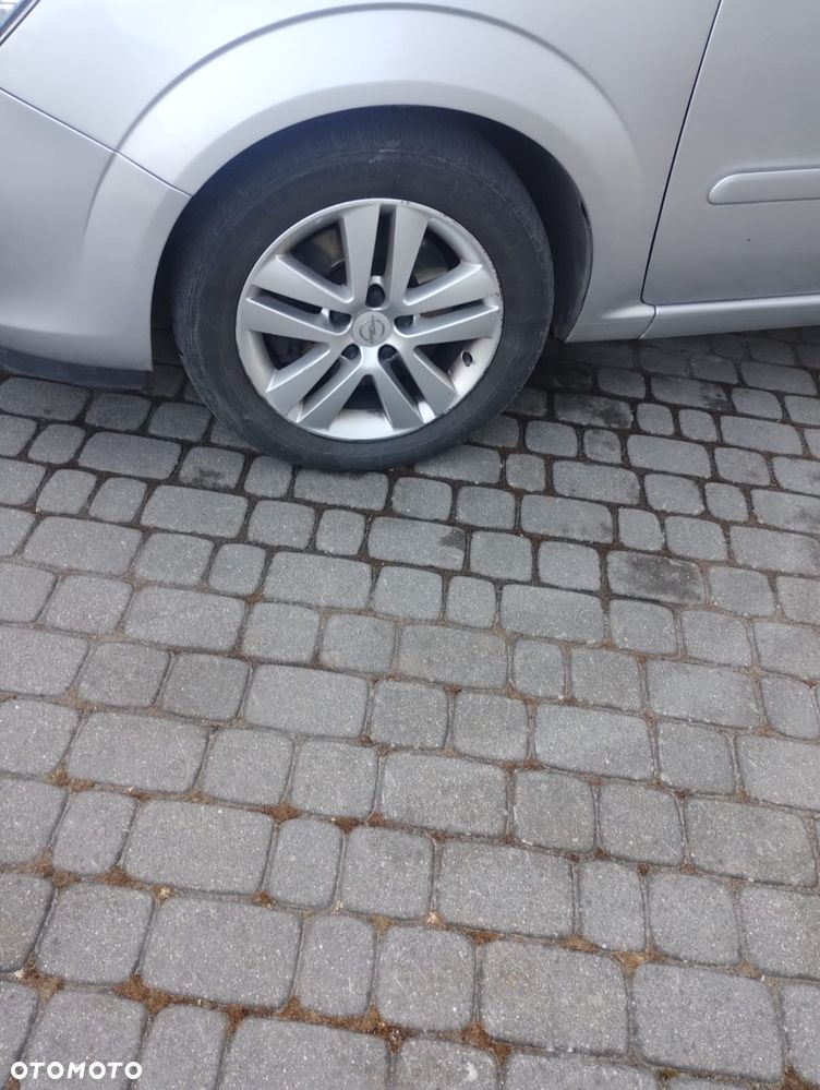 Opel Zafira - 3