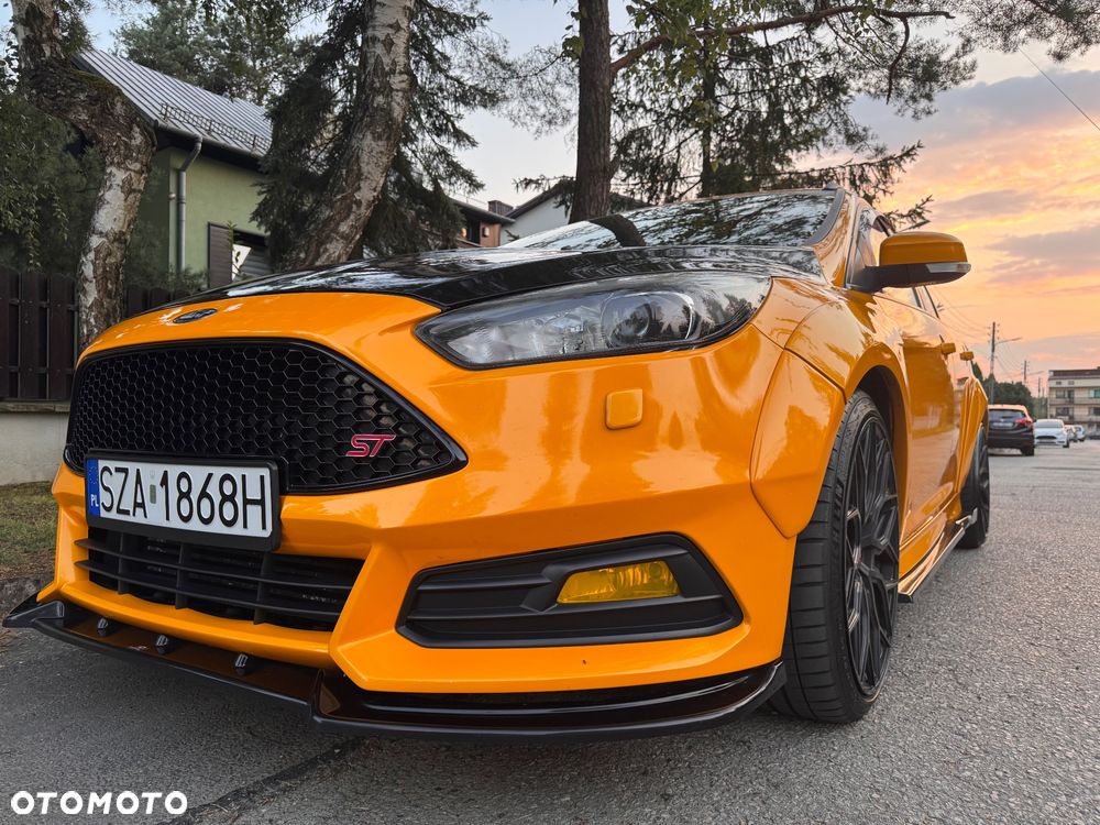 Ford Focus 2.0 EcoBoost ST - 7