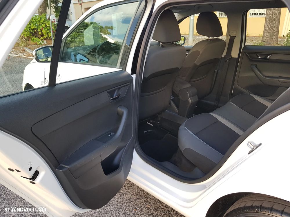 Skoda Fabia Break 1.0 Style - 25