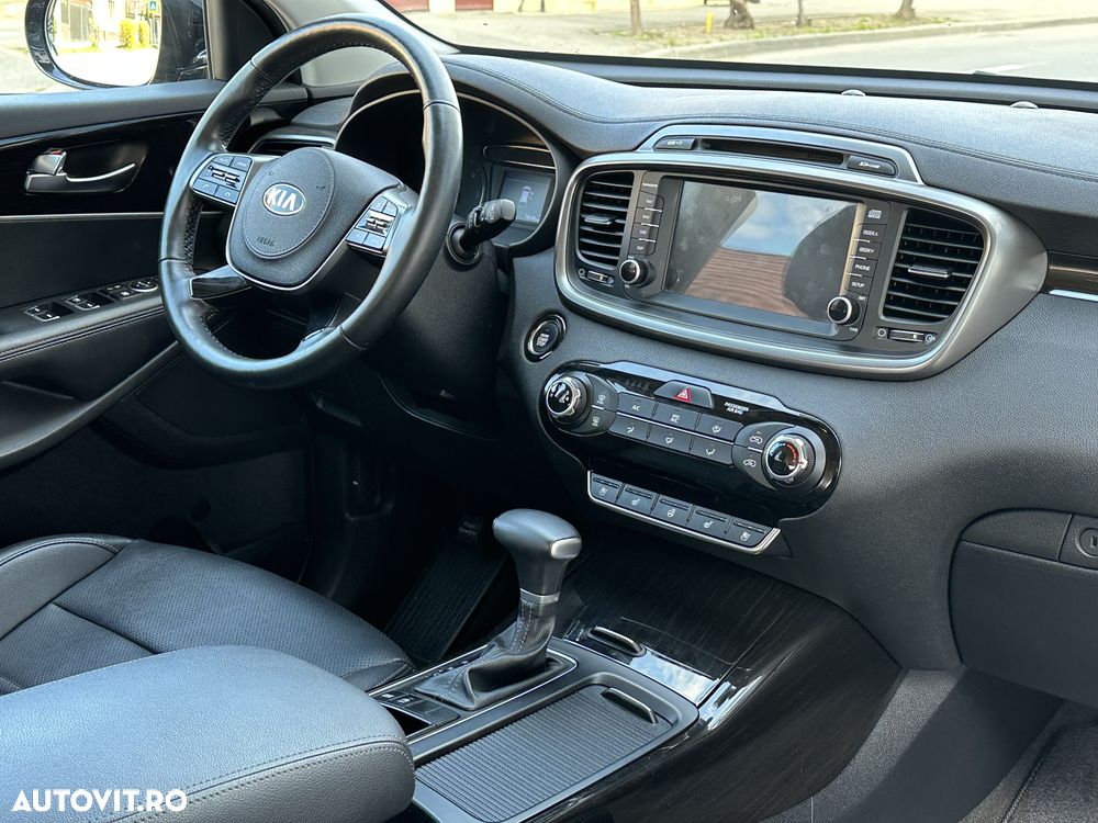 Kia Sorento - 9