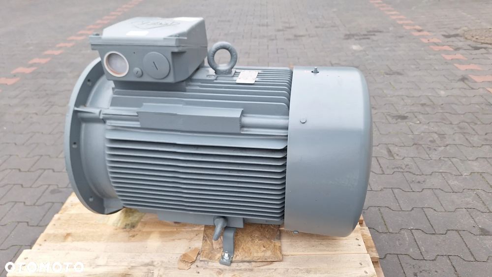 Silnik elektryczny VEM 90KW 1500 NOWY 105kw /1800 Brutto Vat ABB WEG - 4