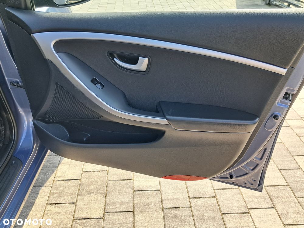 Hyundai i30 - 26