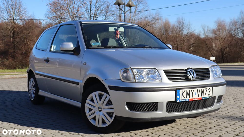 Volkswagen Polo 1.4 16V Basis - 3