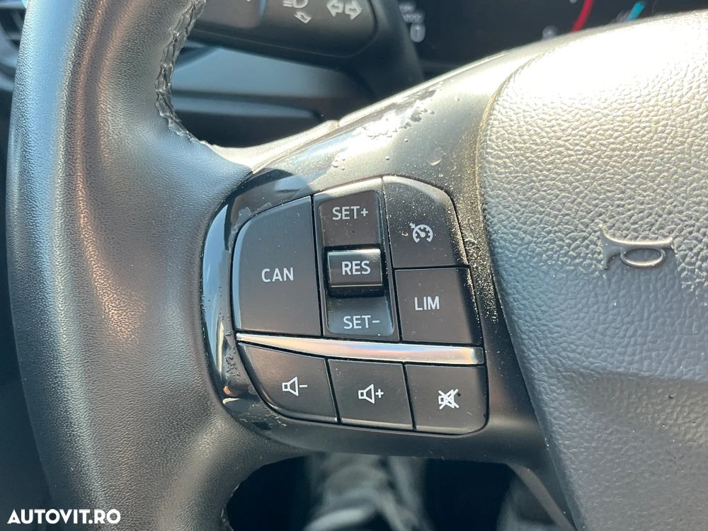Ford Focus - 16