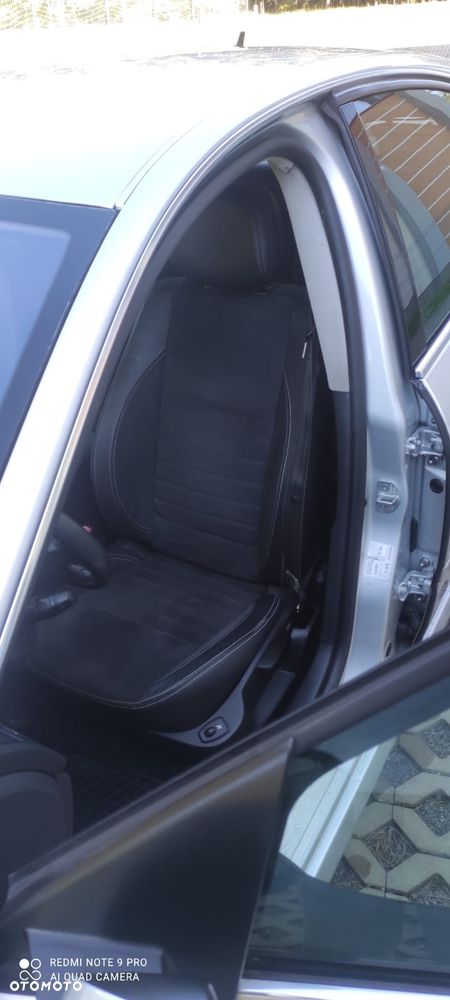 Renault Laguna 2.0T Image - 16