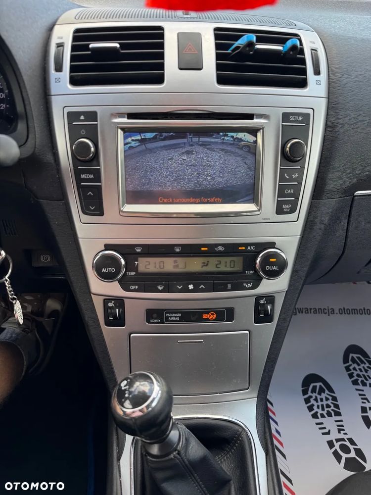 Toyota Avensis 2.0 D-4D Premium - 8