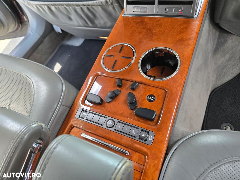 Volkswagen Phaeton - 25