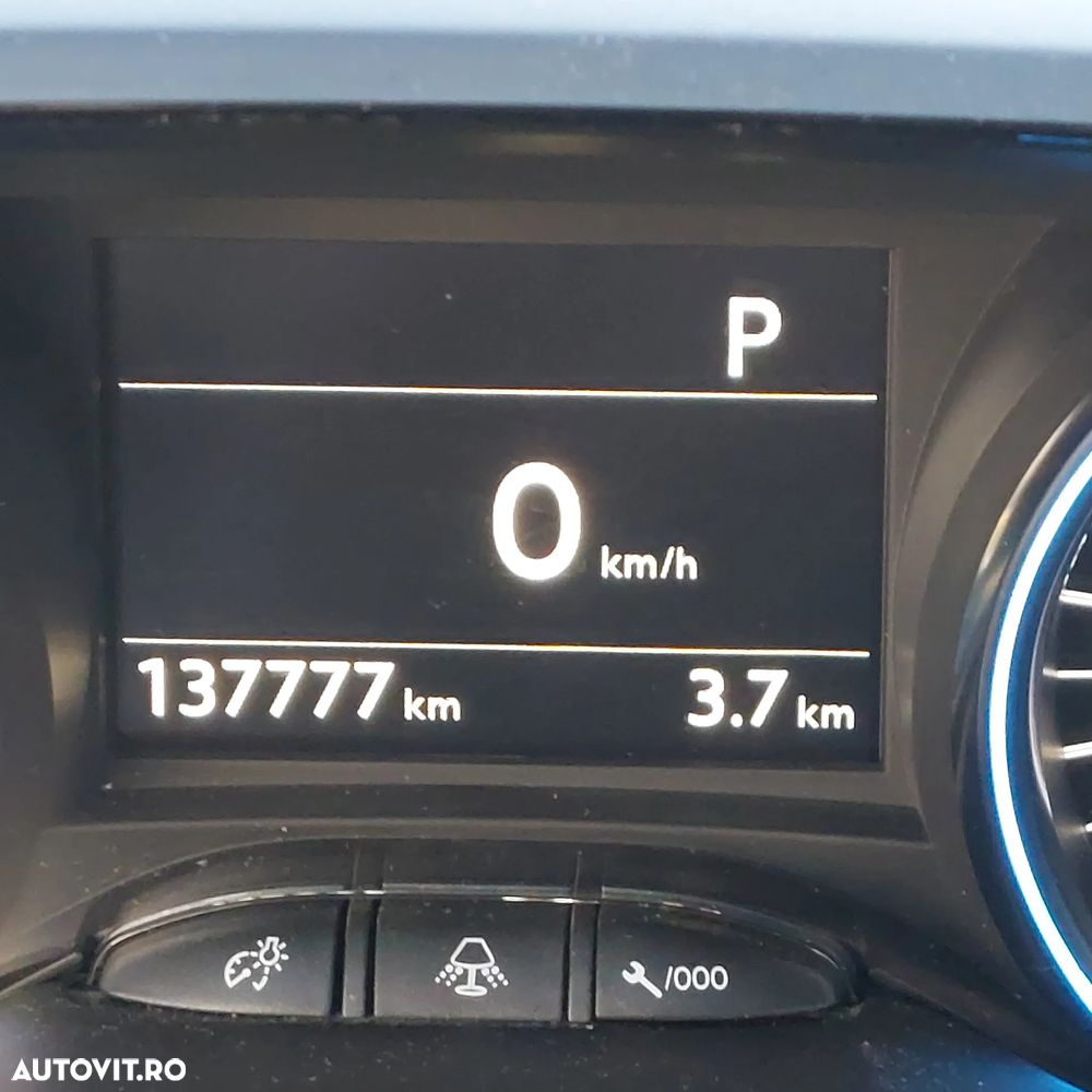 Peugeot 2008 PureTech 110 Stop&Start EAT6 Allure - 9