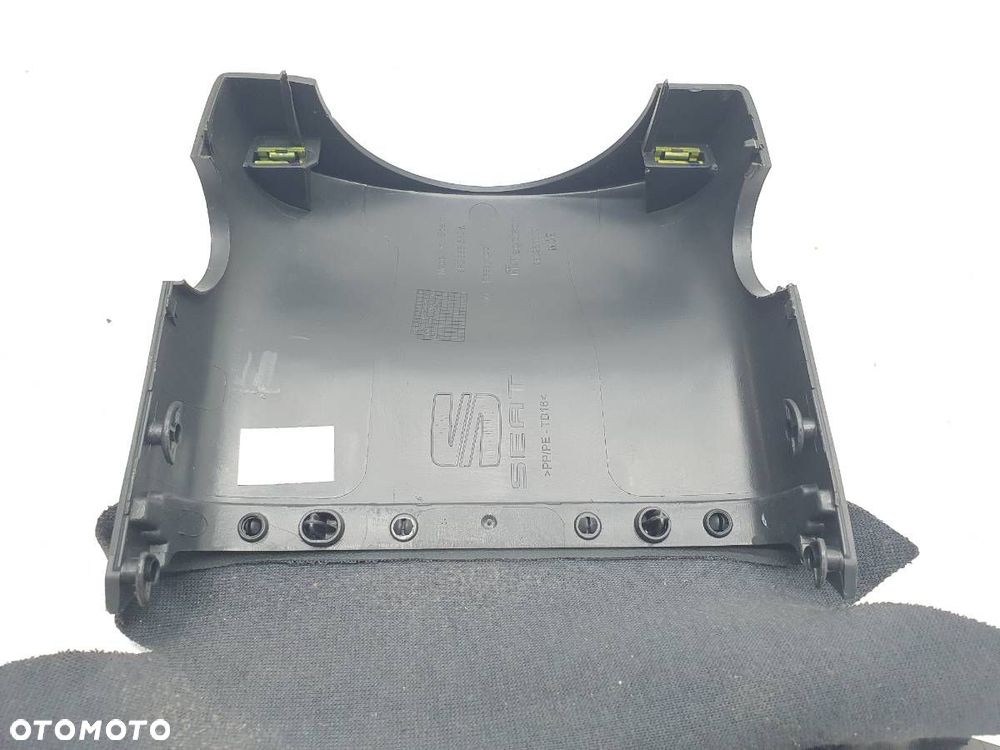OSŁONA KOLUMNY KIEROWNICZEJ LICZNIKA SEAT ARONA 6F0858560A 6F0857244D - 4