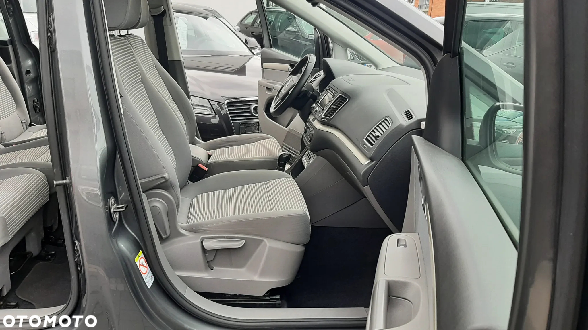 Seat Alhambra 2.0 TDI Reference DSG - 21