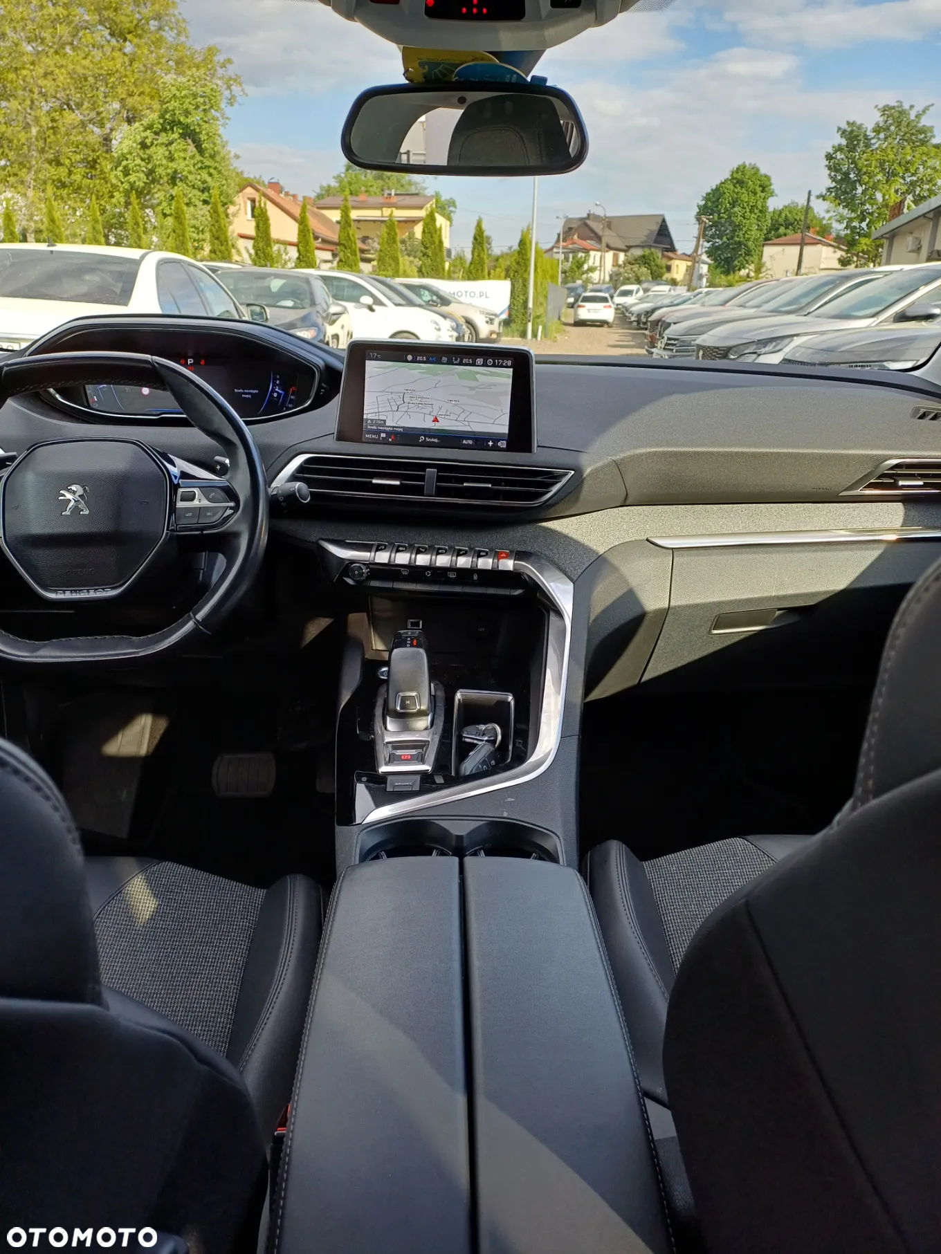 Peugeot 5008 BlueHDI 130 EAT8 Allure - 24