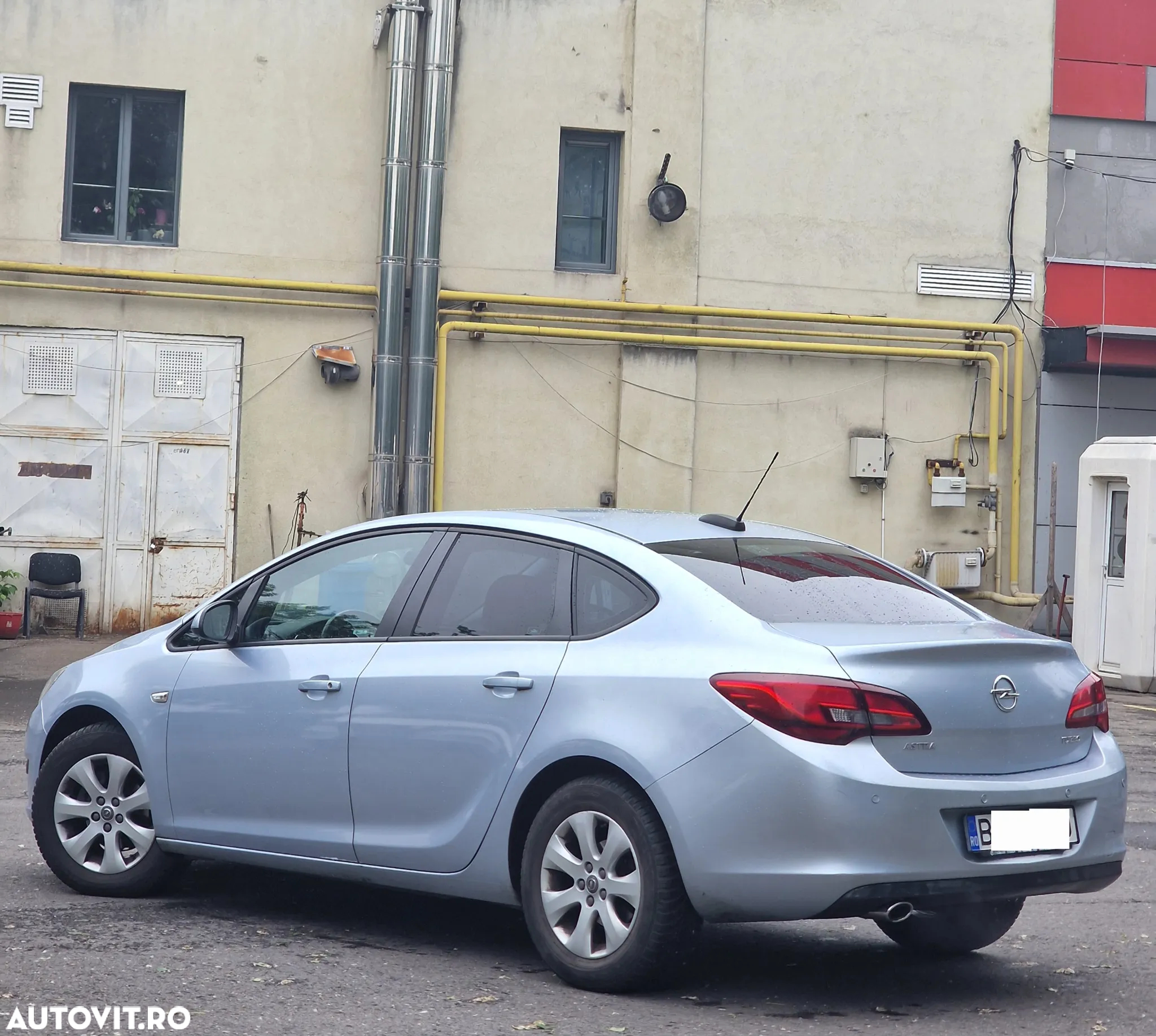 Opel Astra 1.4 ECOTEC Turbo Enjoy - 3
