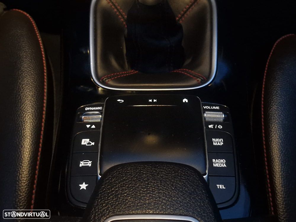 Mercedes-Benz A 160 Advanced AMG Line - 19