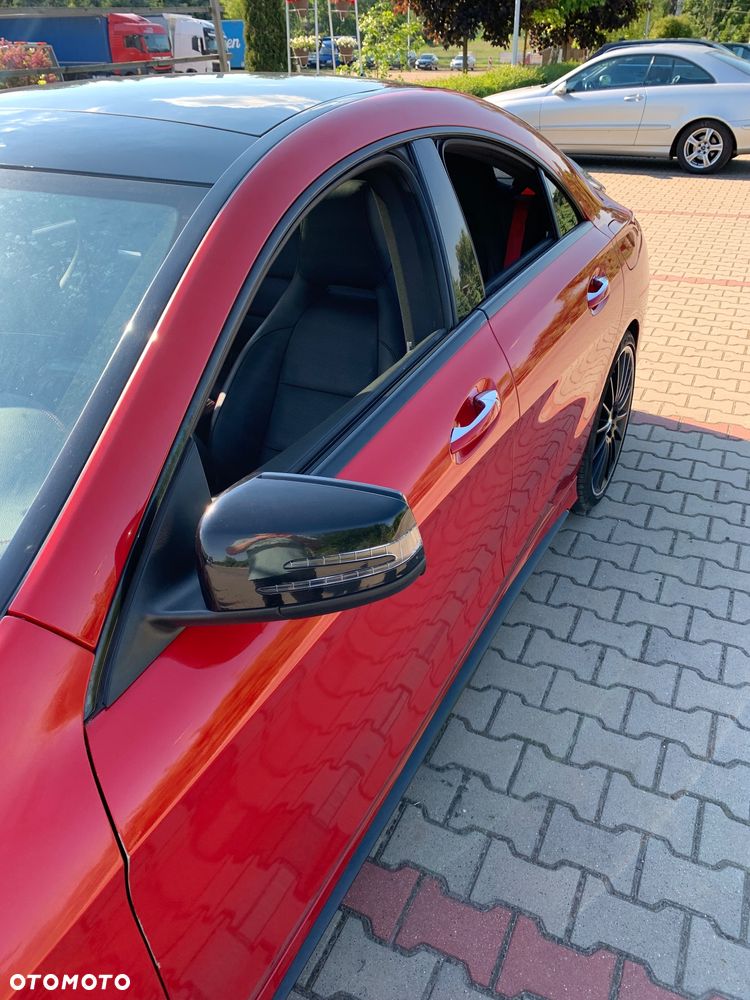 Mercedes-Benz CLA 45 AMG 4Matic 7G-DCT - 10