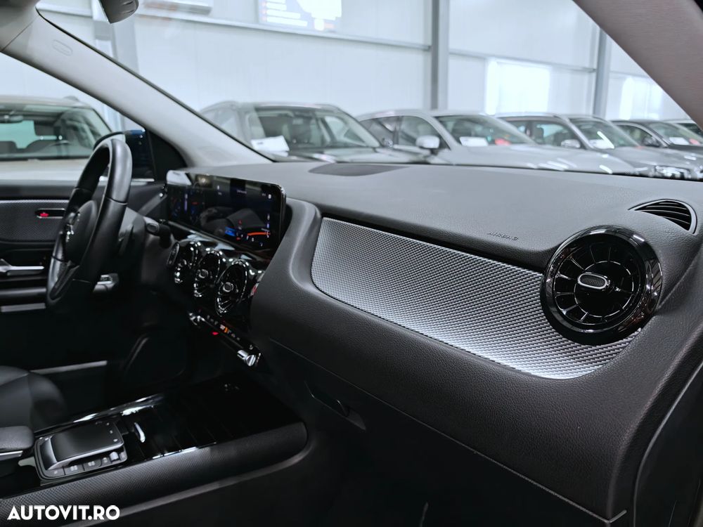 Mercedes-Benz GLA 200 d Aut. - 27