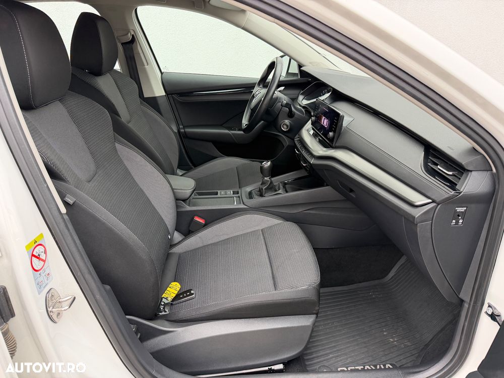 Skoda Octavia 2.0 TDI Ambition - 17