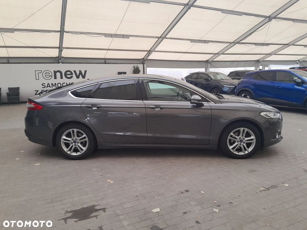 Ford Mondeo 2.0 TDCi Titanium PowerShift - 4