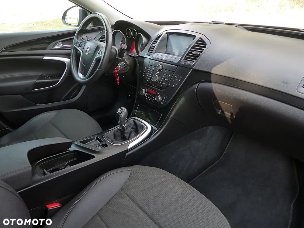 Opel Insignia 1.6 Turbo Edition - 24