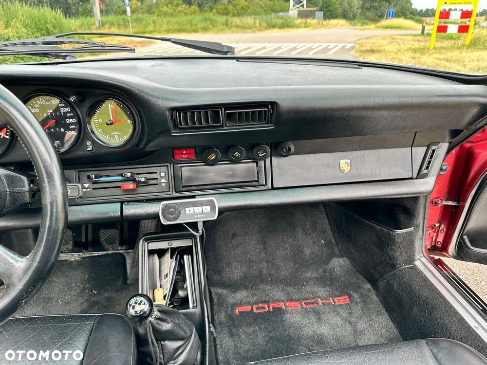 Porsche 911 - 17
