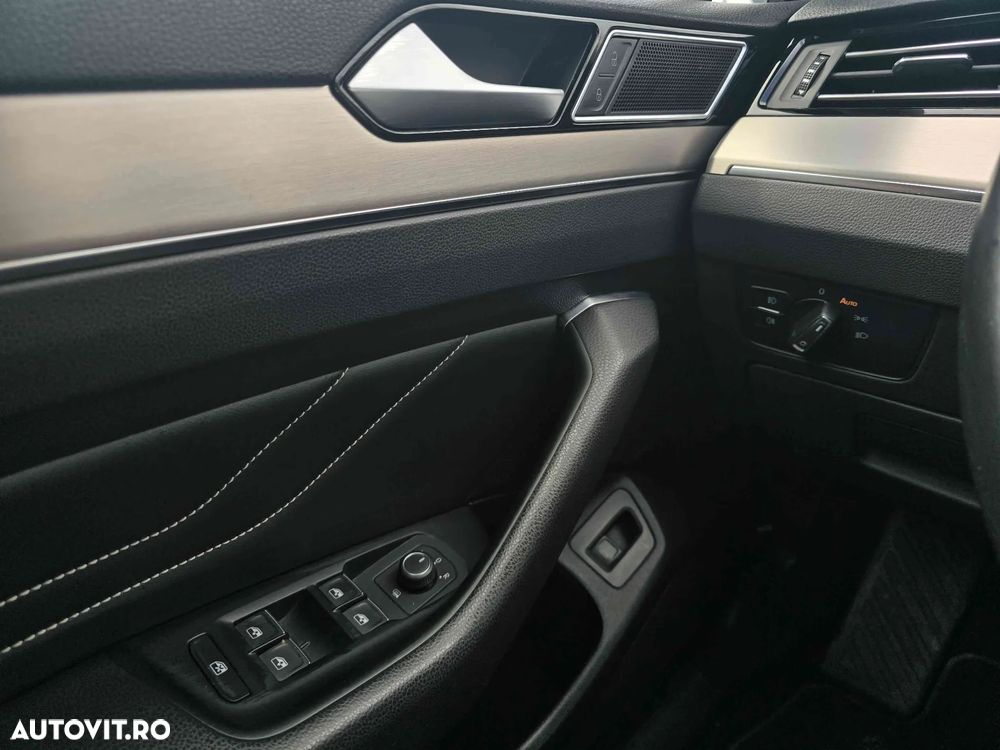 Volkswagen Passat - 15