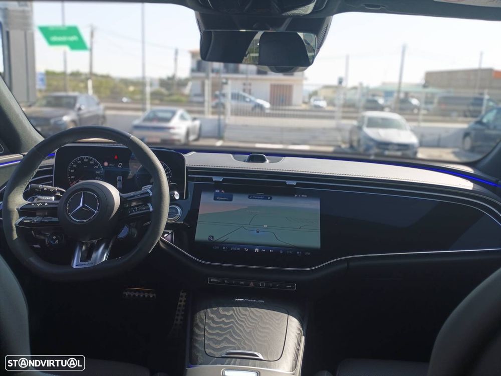 Mercedes-Benz E 53 AMG Hybrid 4Matic+ - 3
