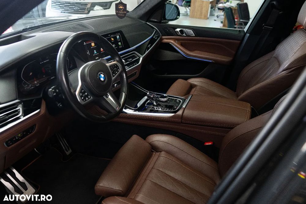 BMW X7 M50i - 12