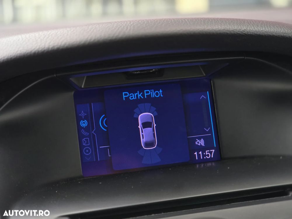 Ford Focus 1.6 TDCI ECOnetic 88g Start-Stopp-System Titanium - 19