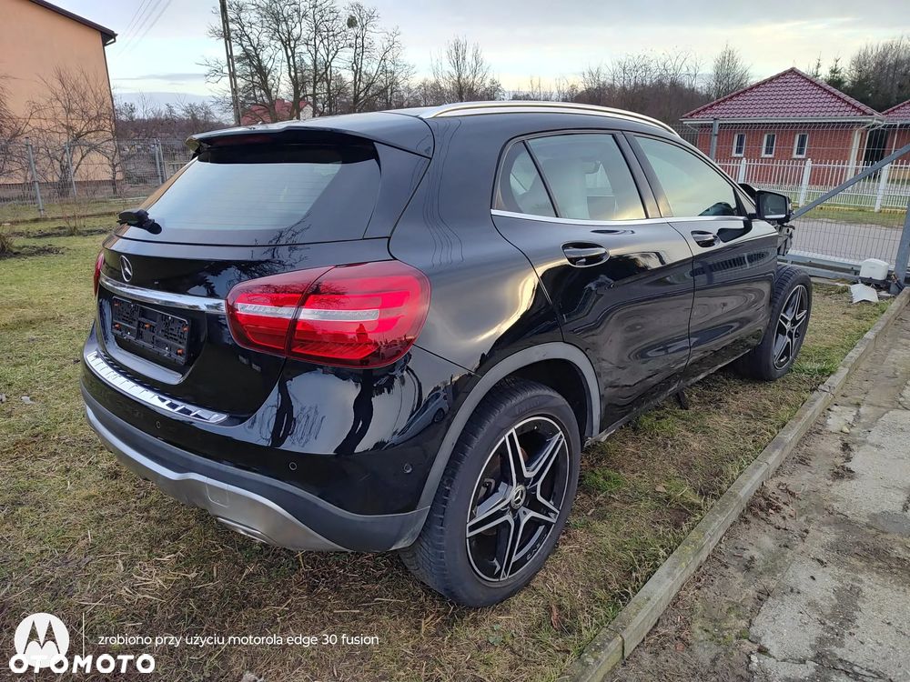 Mercedes-Benz GLA 250 4Matic 7G-DCT AMG Line - 7
