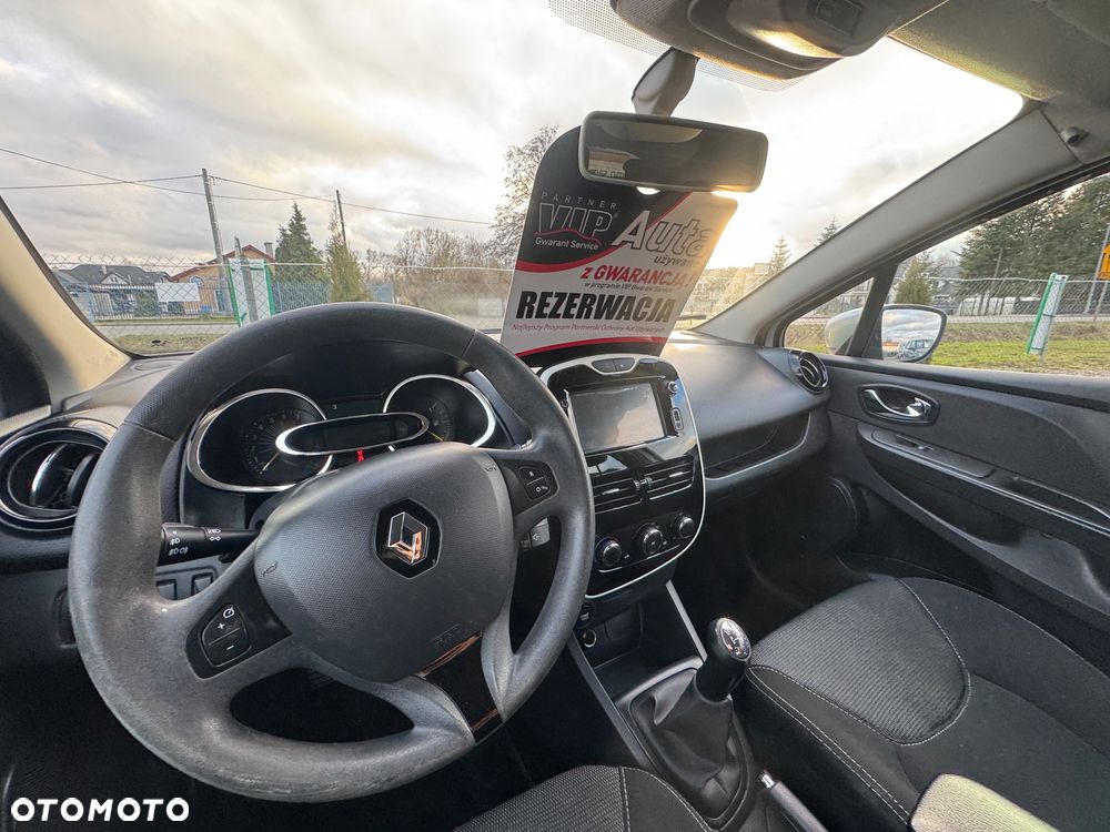 Renault Clio 1.2 16V 75 LIMITED - 18