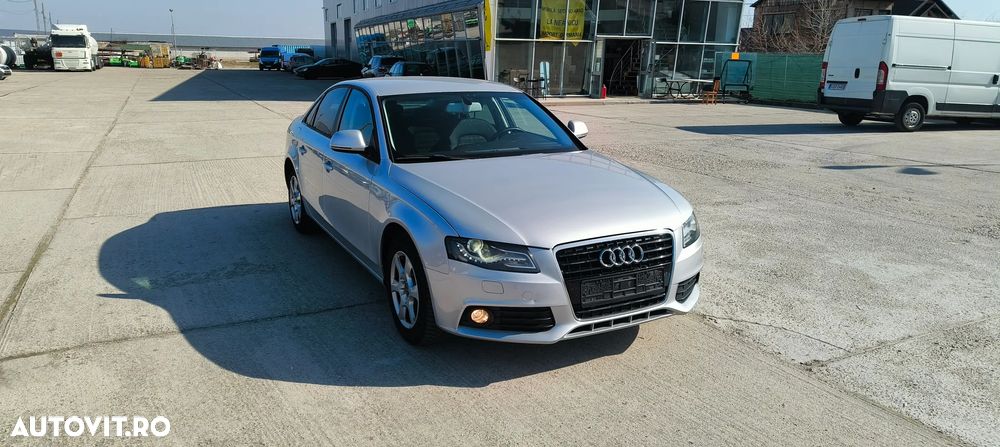 Audi A4 2.0 TDI DPF Ambiente - 2