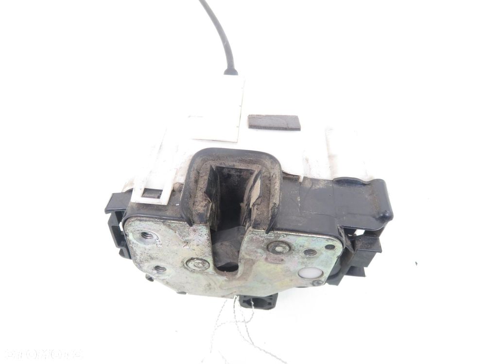 ZAMEK LEWY PRZEDNI FIAT PANDA II 51826974 6 PIN - 2