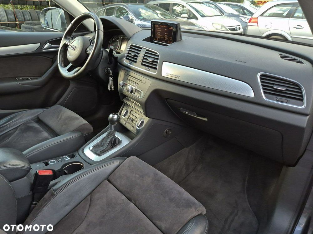 Audi Q3 - 30