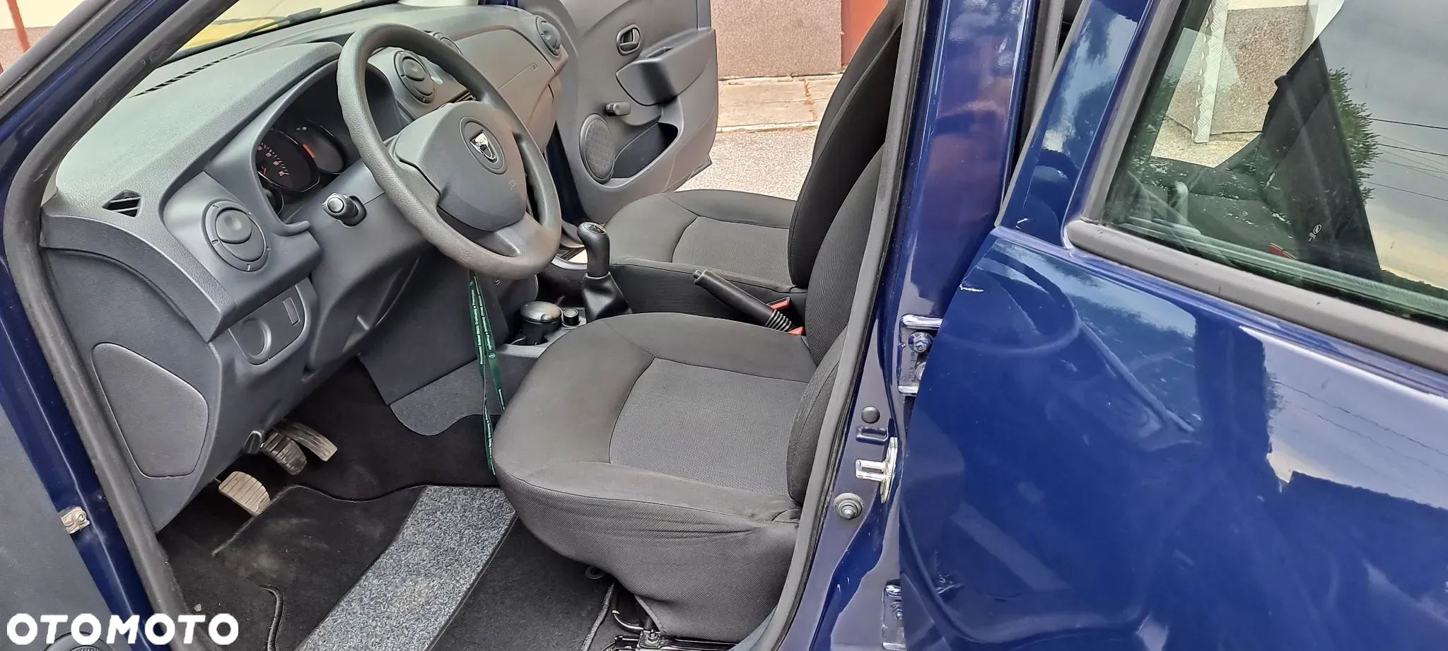 Dacia Sandero 1.2 16V 75 Ambiance - 11