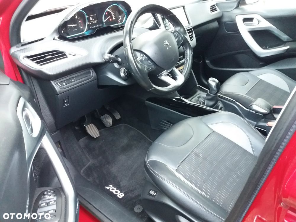 Peugeot 2008 - 7