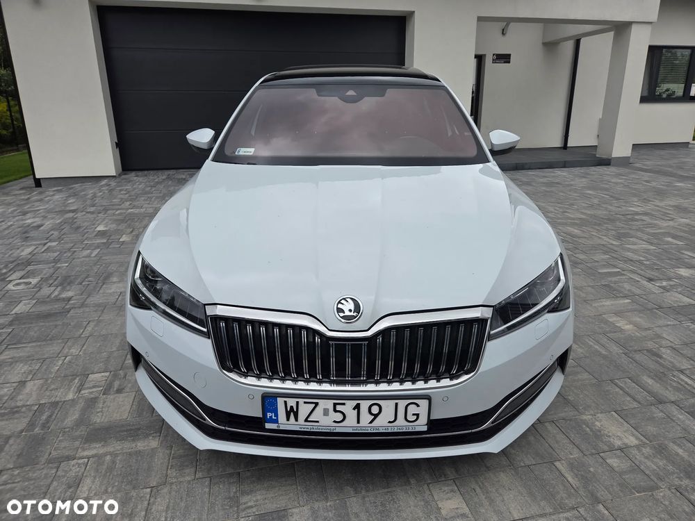 Skoda Superb 2019 photo 3