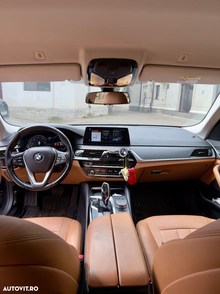 BMW Seria 5 530i xDrive Aut. - 8