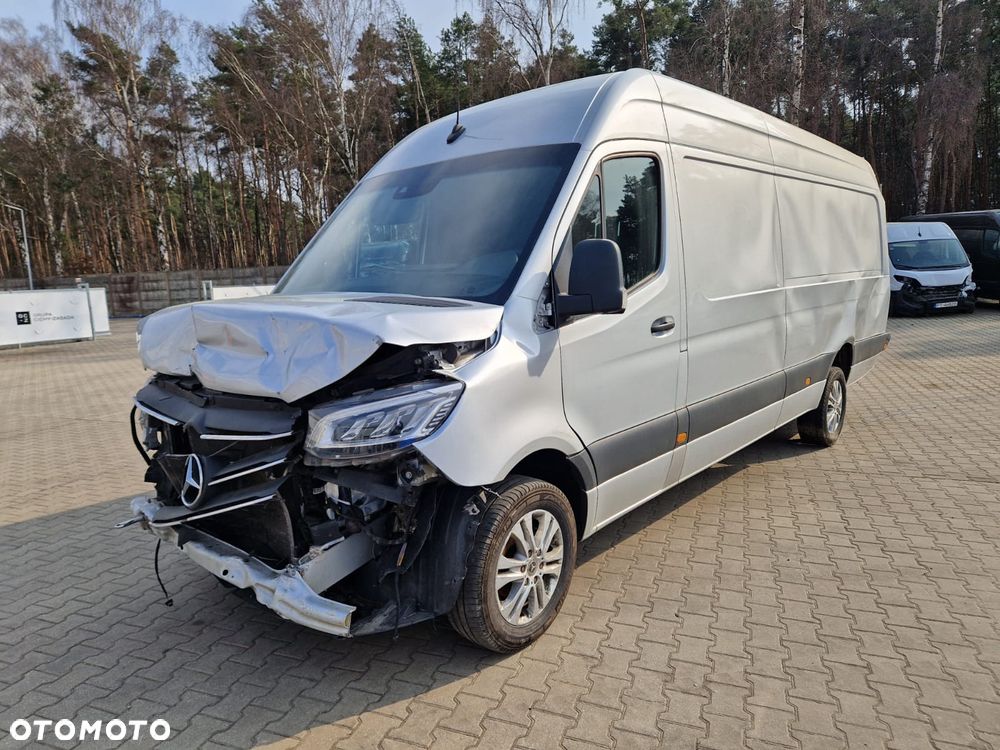 Mercedes-Benz Sprinter - 3