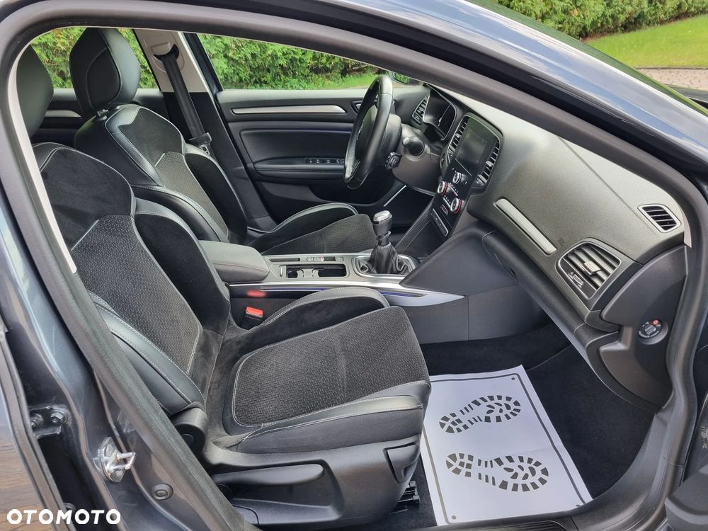 Renault Megane 1.3 TCe FAP Intens - 8