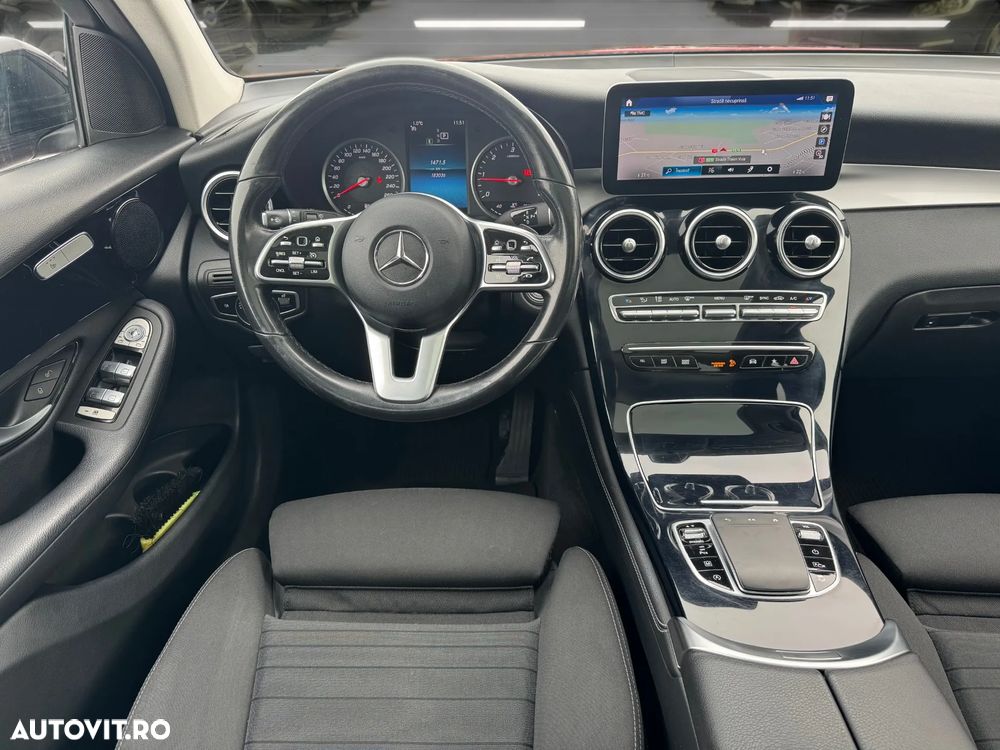 Mercedes-Benz GLC 300 d 4MATIC 9G-TRONIC - 26