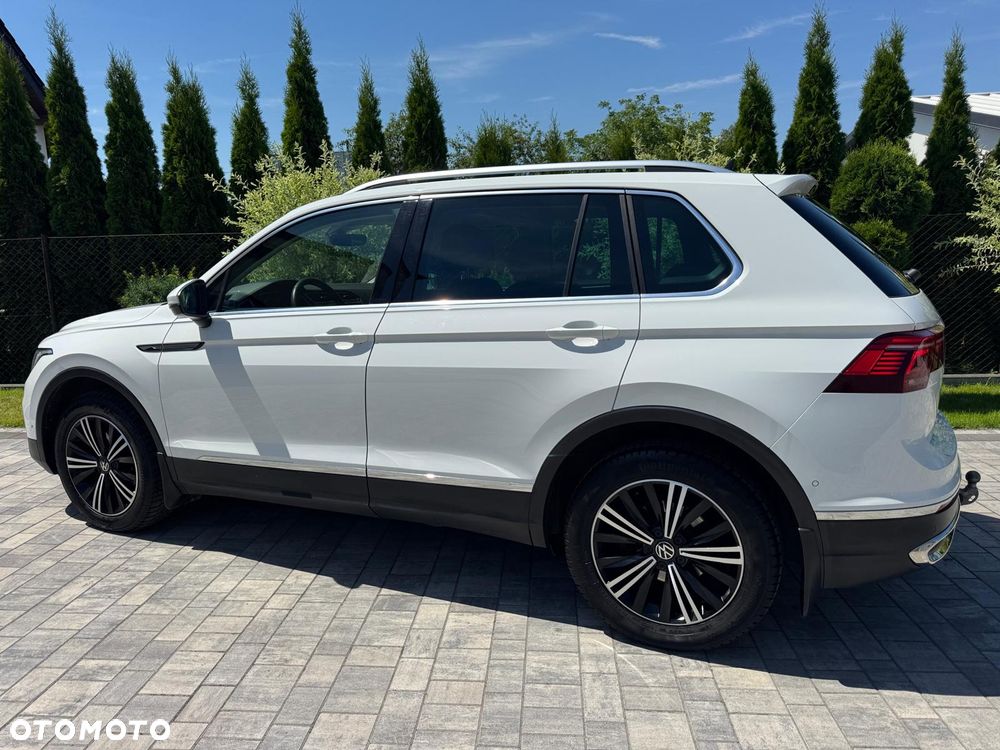 Volkswagen Tiguan 2.0 TDI SCR 4Mot Elegance DSG - 4
