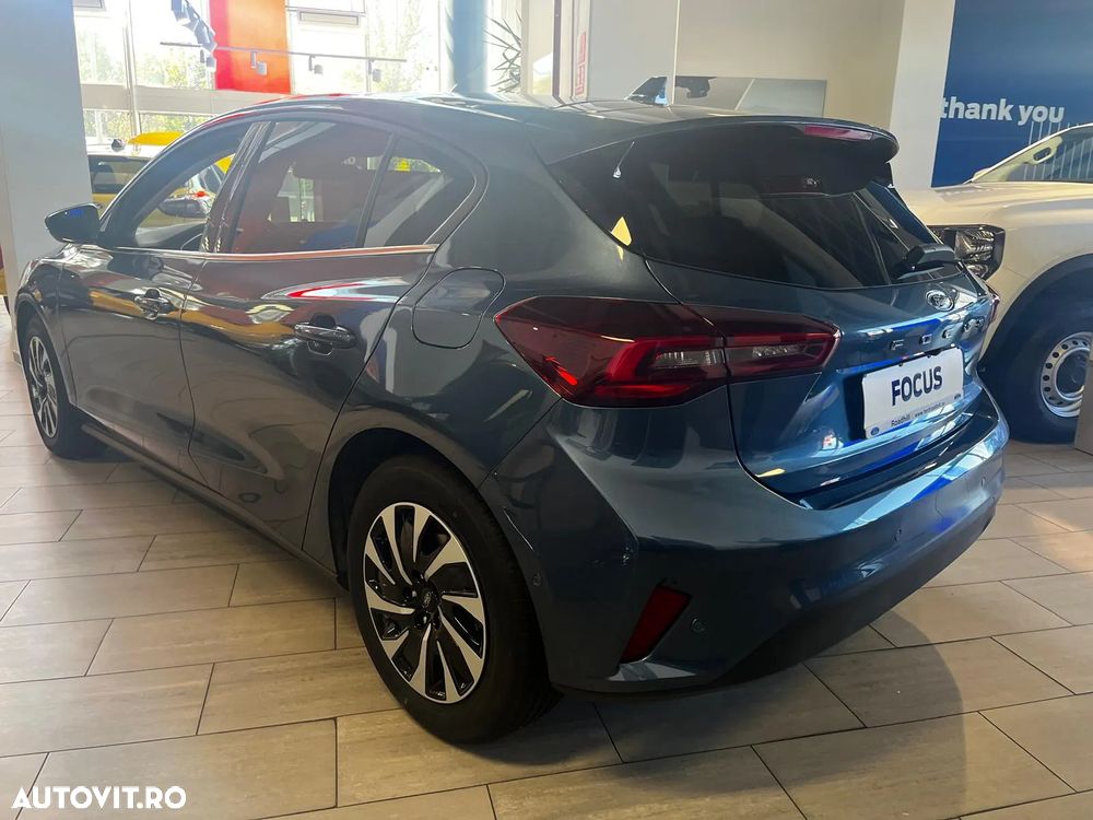 Ford Focus 1.0 EcoBoost 7DCT MHEV Titanium X - 2